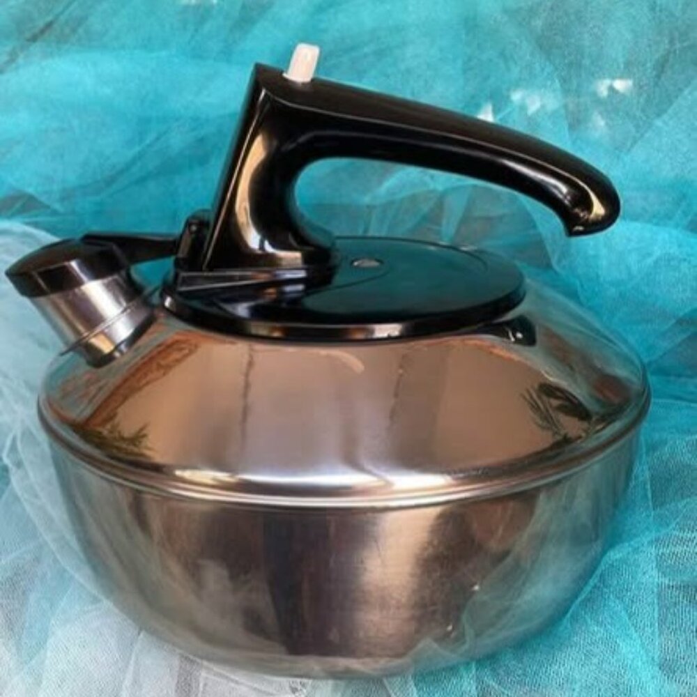 🌹 Vintage MCM Mid Century Modern 8 cup Reverware Tea Hot Water Kettle